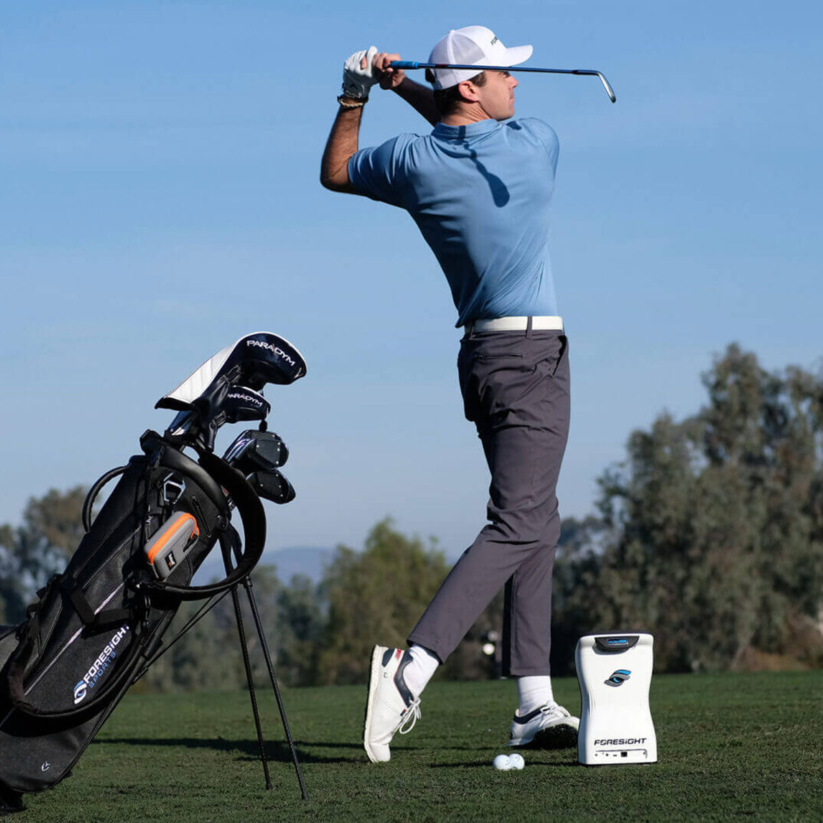 Foresight QuadMAX Launch Monitor with Carl's Place Pro Enclosure Home Golf Studio Package