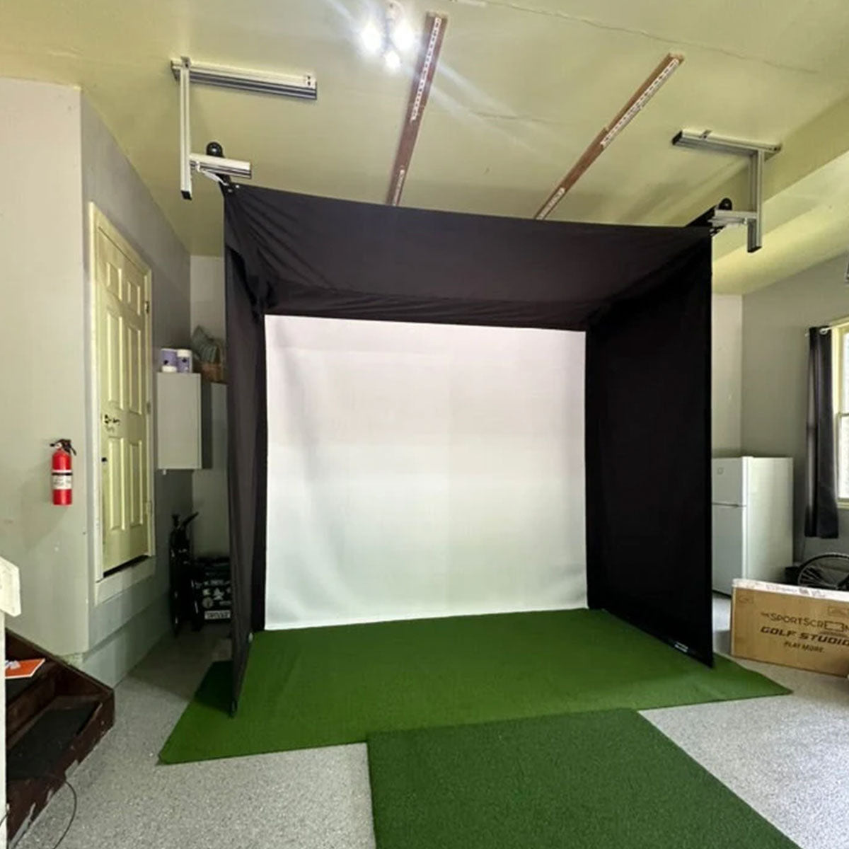 SportScreen Vanish Series Retractable Golf Studio Enclosure