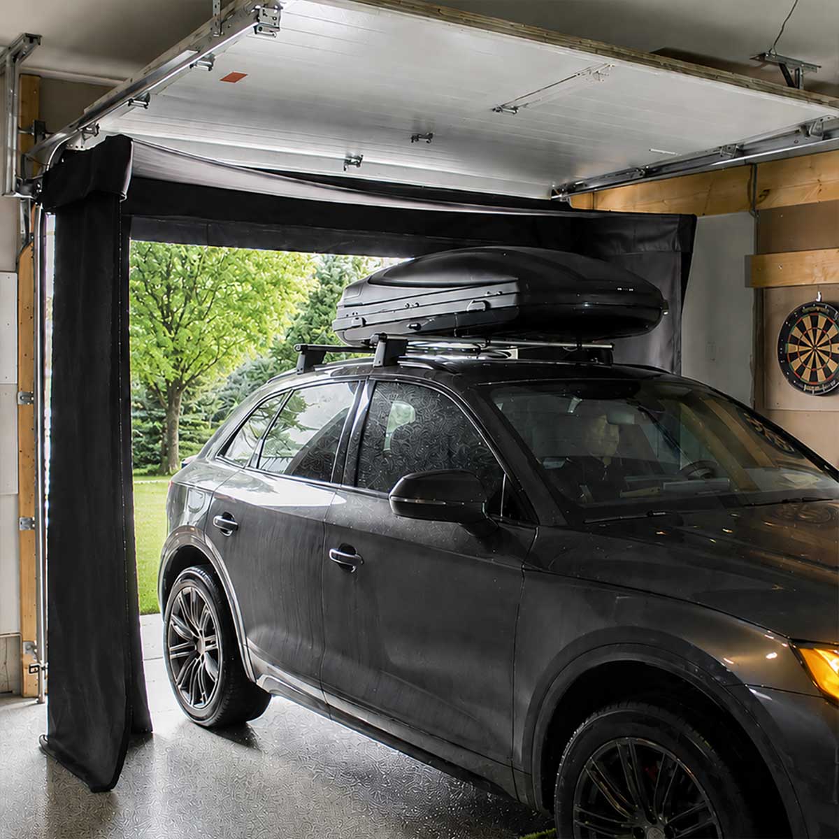SportScreen Vanish LITE Hybrid-Retractable Golf Studio Enclosure