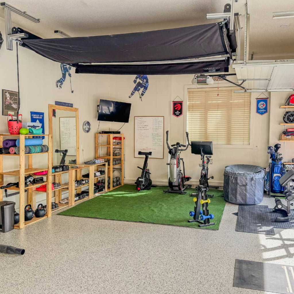Foresight GC3 SportScreen Vanish Retractable Golf Studio Complete Package | Home Golf Simulator Studio with Impact Screen, Enclosure, Hitting Mat, Putting Turf & Projector