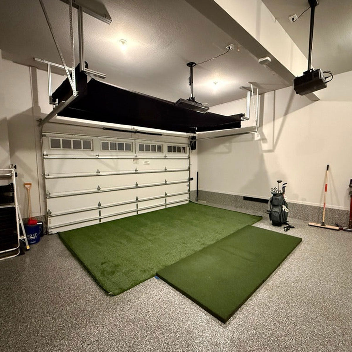 Garmin Approach R10 SportScreen Vanish Retractable Golf Studio Complete Package | Home Golf Simulator Studio with Impact Screen, Enclosure, Hitting Mat, Putting Turf & Projector